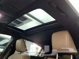 لكزس ES300 2023 15