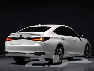 لكزس ES300 2023 1