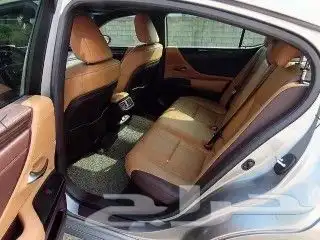 لكزس ES300 2020 5