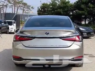 لكزس ES300 2020 2