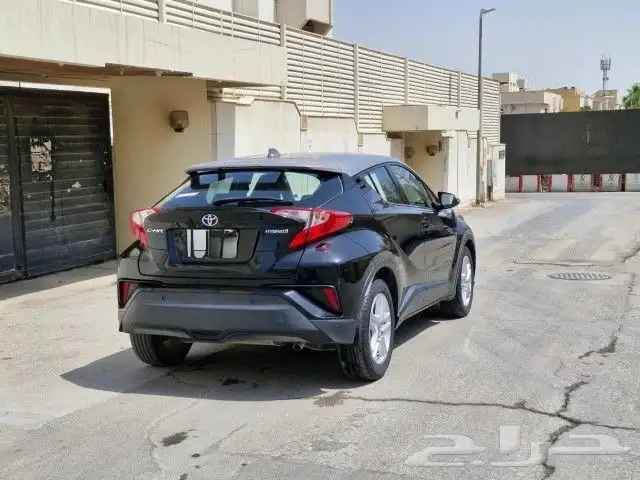 تويوتا سي اتش ار 0