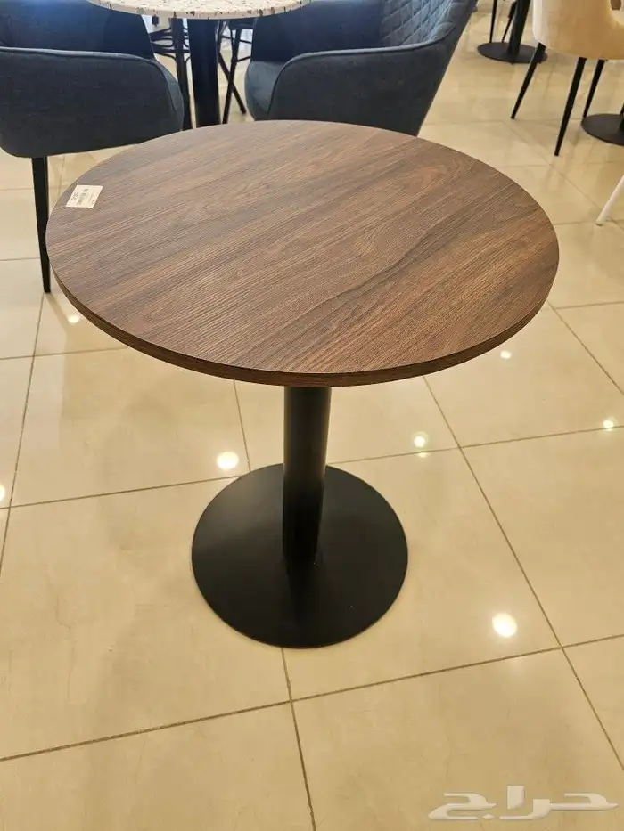 طاولات مطاعم وكافيهات 24