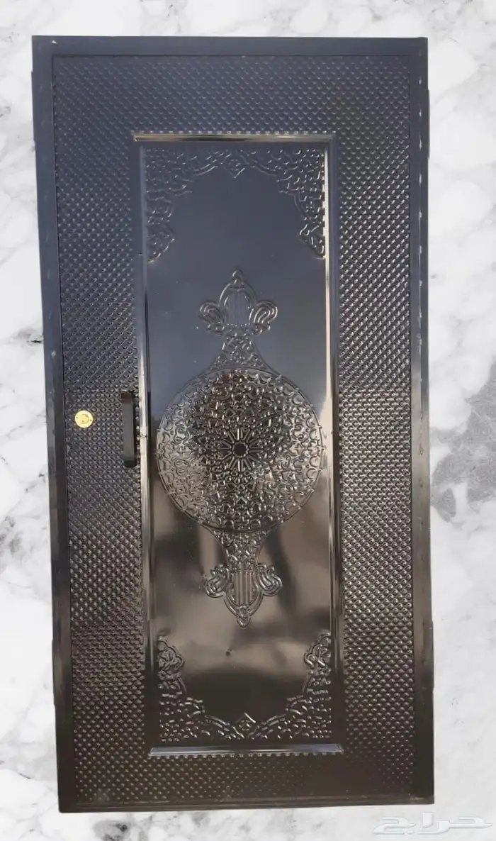 باب حديد جديد متر في ارتفاع مترين اللون اسود 1