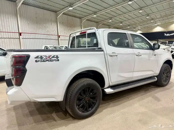 ايسوزو جي تي فل كامل موديل 2025 سعودي باقل الاسعااار 7