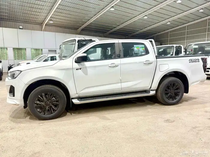 ايسوزو جي تي فل كامل موديل 2025 سعودي باقل الاسعااار 1