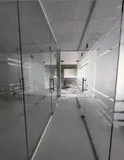 معلم تركيب ابواب زجاج سكريت الطائف 0