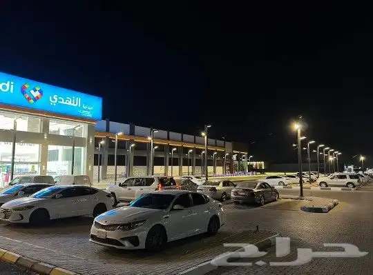 سكاي سكوير محلات في أرقى موقع تجاري في حفر الباطن 3