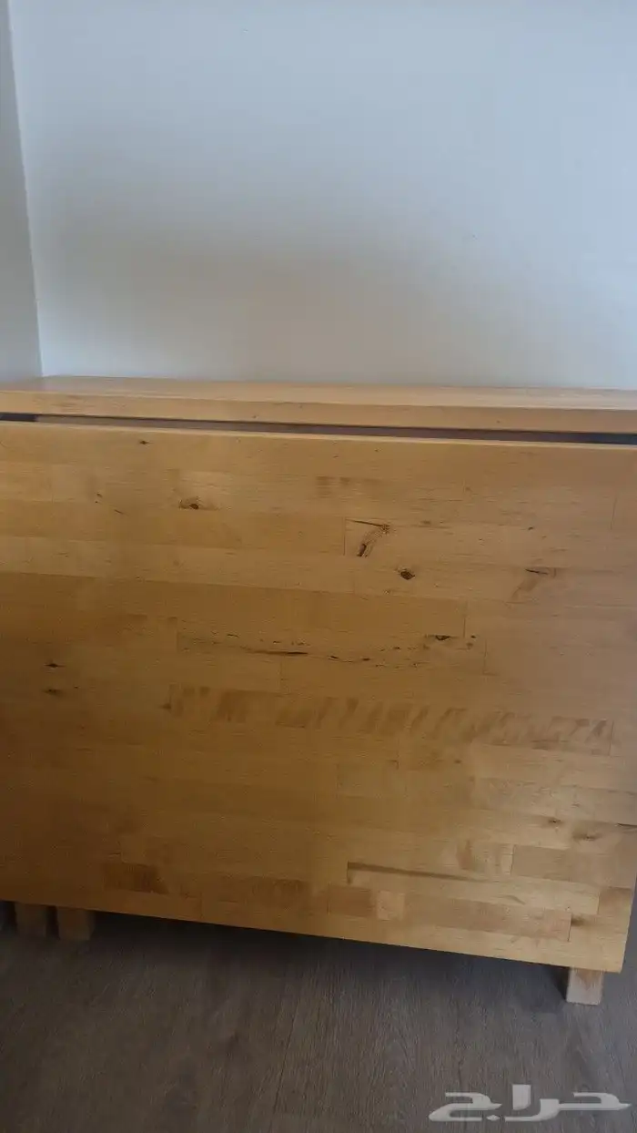 طاولة من ايكيا 2