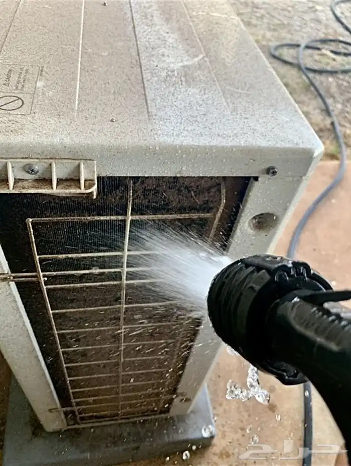 شركة تنظيف وغسيل مكيفات بالقصيم تنظيف كنب سجاد موكت 11