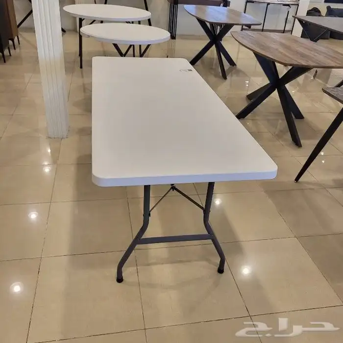 طاولات فايبر 4