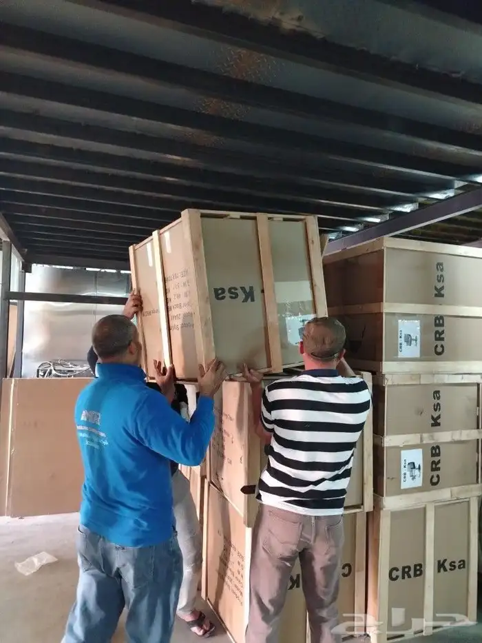 مستودع تخزين اثاث مخازن لتخزين الأثاث والبضائع غرف لتخزين 5