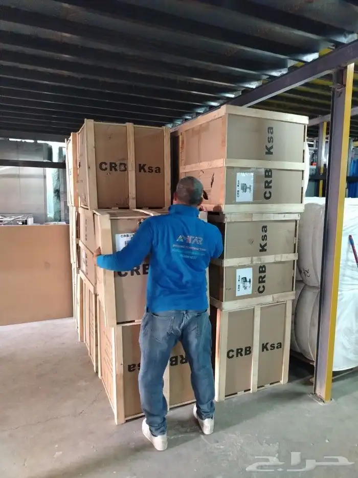 مستودع تخزين اثاث مخازن لتخزين الأثاث والبضائع غرف لتخزين 4