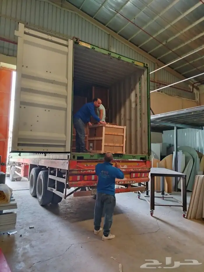 مستودع تخزين اثاث مخازن لتخزين الأثاث والبضائع غرف لتخزين 6