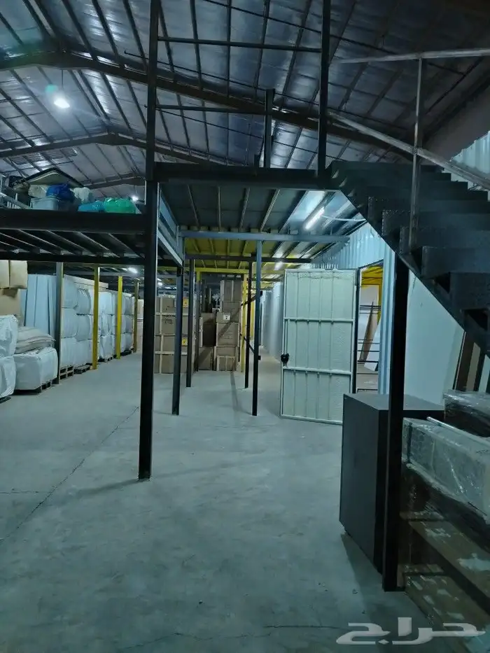 مستودع تخزين اثاث مخازن لتخزين الأثاث والبضائع غرف لتخزين 1