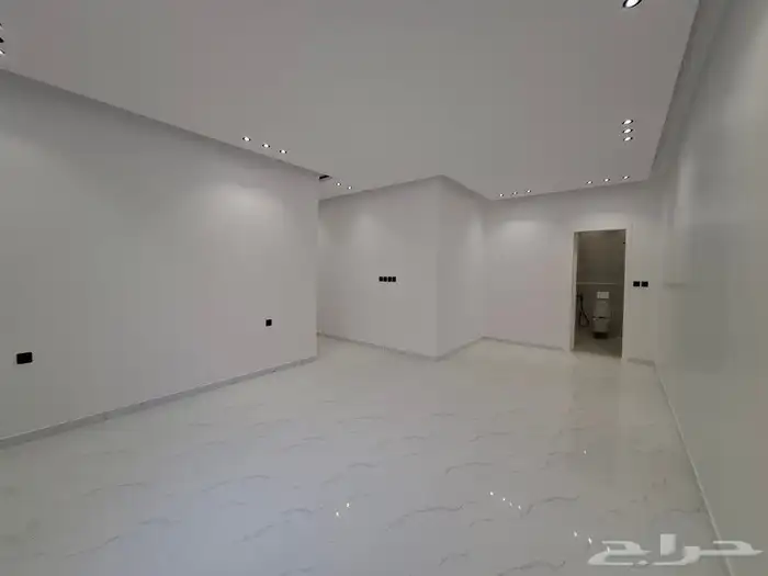 شقق تمليك فاخرة 580 الف حي طويق 12