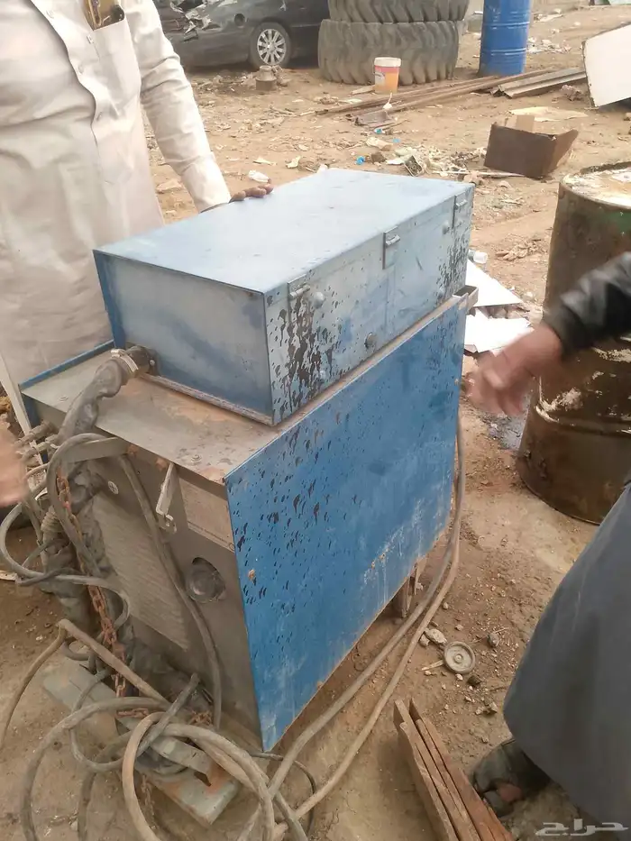 مكائن لحام ليزر نظيفه جدا  لمن يرغب بشراء يتواصل معي 2