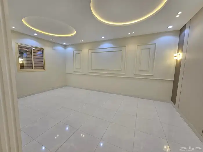 دور مستقل في عماره 600 متر 6