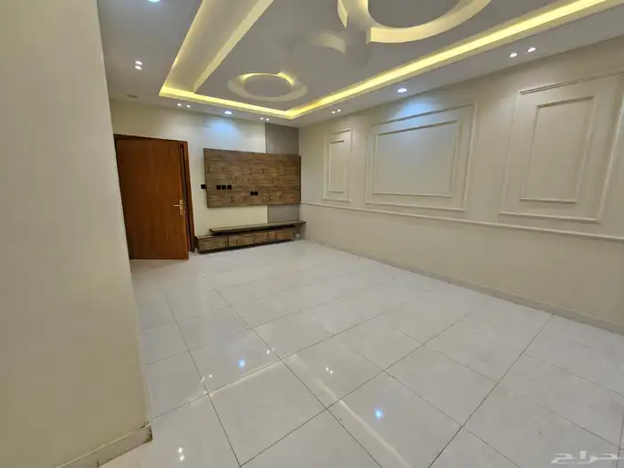 دور مستقل في عماره 600 متر 5