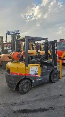 ايجار روافع شوكيه بجميع انواعه التواصل 1