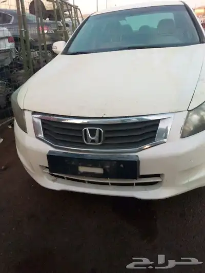 قطع غيار هوندا اكورد تشليح للبيع 8