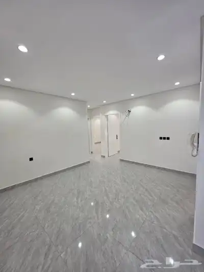 روف مميز 5 غرف في حي الهجرة الأقرب للحرم المكي ولمواقف كدي 3