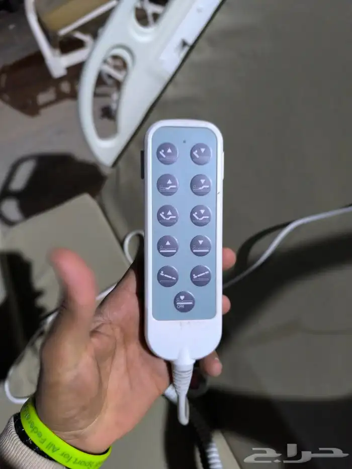سرير طبي كهربائي فرشه معا المرتبه 10حركات 5