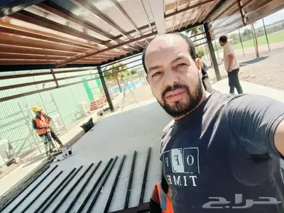 عشب صناعي وجميع ملاعب وارضيات الخشب 4