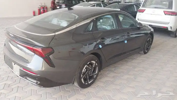 كيا K5 ستاندر مطور 2025 مكينة 2500 سي سي 7