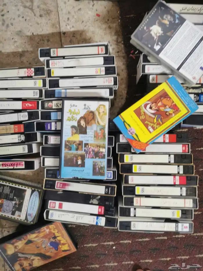 للبيع اشرطة فديو قديمة 3