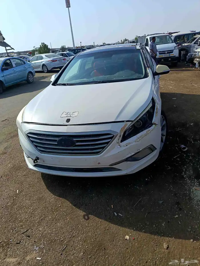 يوجد لدينا قطع غيار السيارات سوناتا و كيا اوبتيما 2