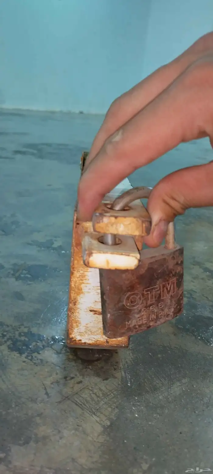 قفل تاميد دعاست البنزين والفرامل في السيارة 4