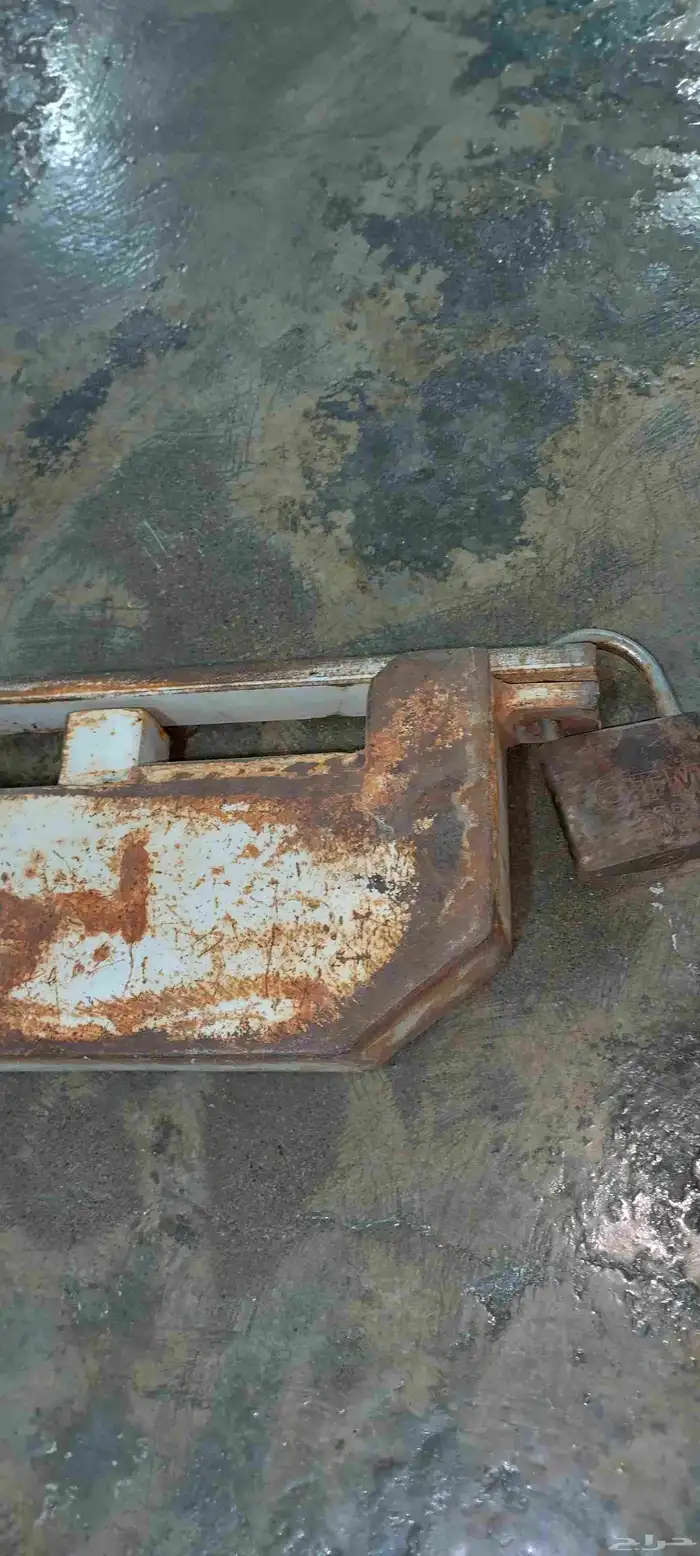 قفل تاميد دعاست البنزين والفرامل في السيارة 2