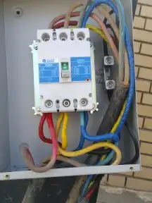 eletrcion and plumber 3