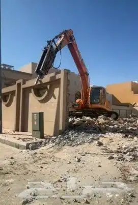 بكلين لهدم المباني السكنيه مقابل السكراب 0