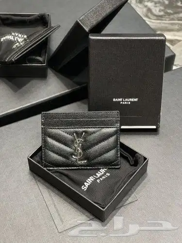 محافظ رجالي ماركات 42
