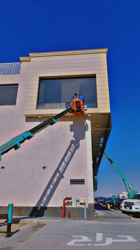 تنظيف واجهات الزجاج والكلادنج وجلي الرخام 0