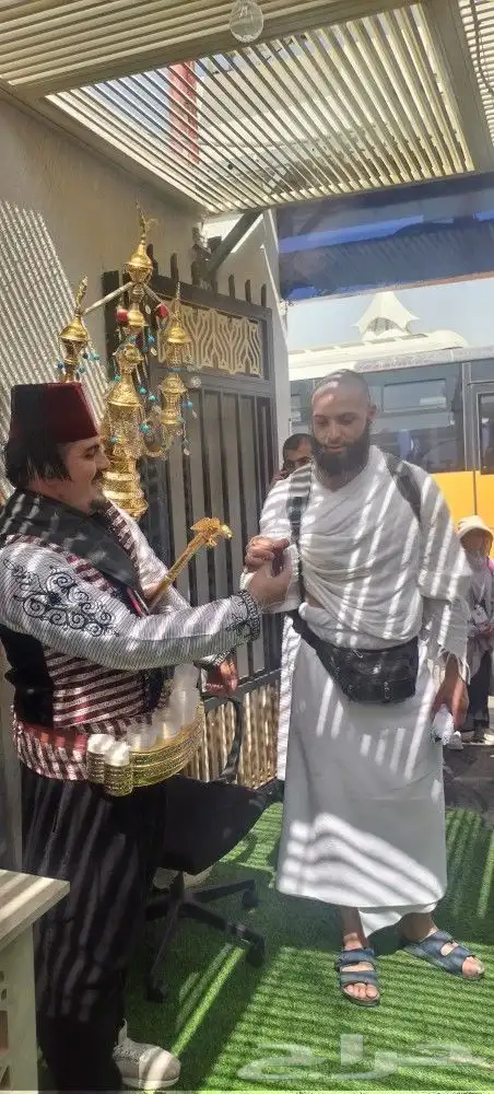 صباب توت شامي وتمرهندي وعرق سوس وماء زمزم 3