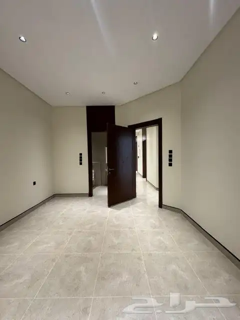 شقه ارضيه للبيع بالمنسك بابها 12