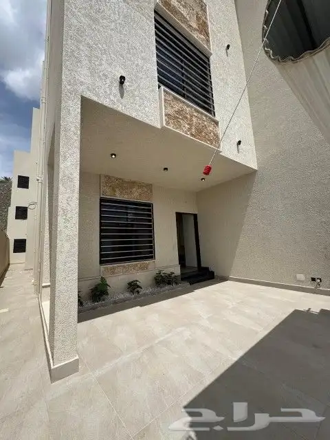 شقه ارضيه للبيع بالمنسك بابها 1