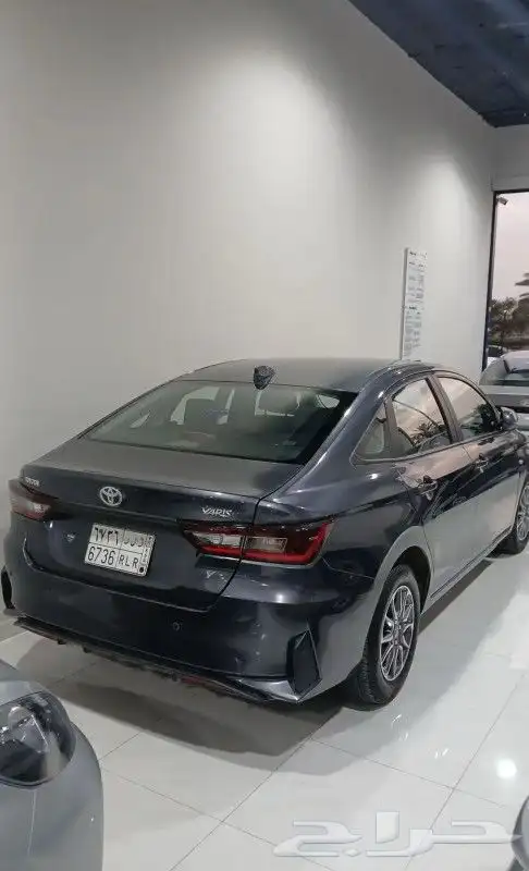 الشارقة لتأجير السيارات 2