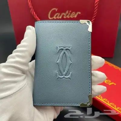 محافظ رجالي ماركات 20