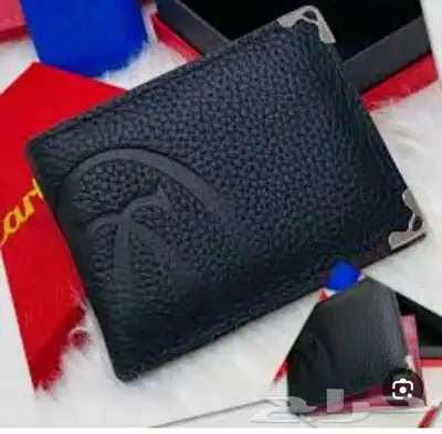 محافظ رجالي ماركات 48