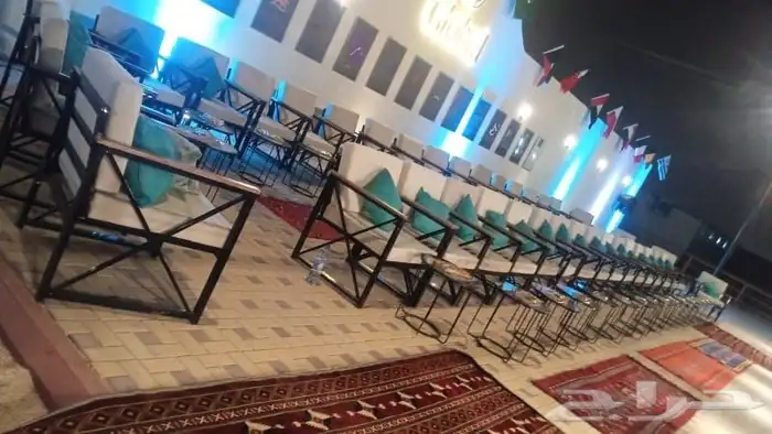 احجز شاشة تخرجك الآن 2