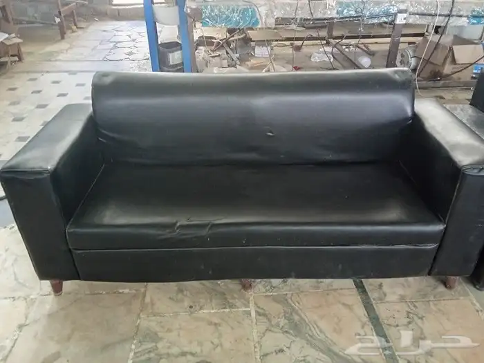 عدد 6 كنب بحالة جيدة جد ا 1