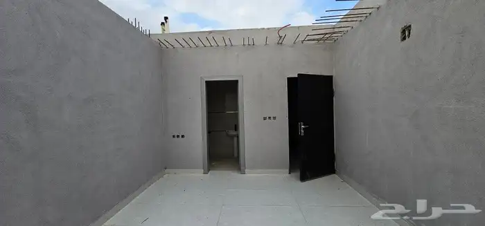 للبيع دور علوي نظام تاون هاوس 8