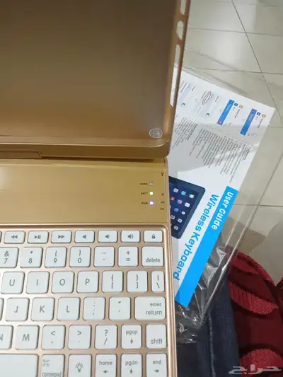 كيبورد لوحة مفاتيح لل آيباد والتابلت وايرليس 4