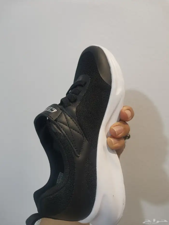 Skechers للاطفال 1