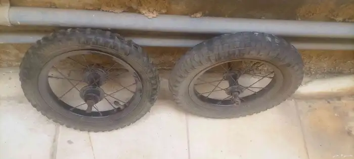 الاسلاك لبيع على سوم بس يحتاجوا غسيل 0