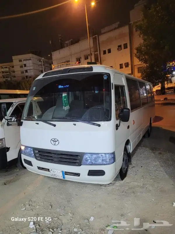 ديزل كوستر باص للايجار 30 راكب مع سواق 1