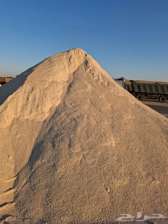 بحص ابيض ورمل ابيض واحمر وبطحا واسفلت وصبيز 8